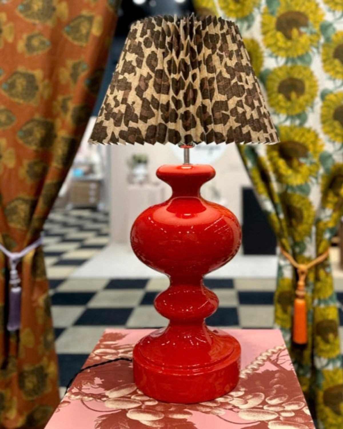 This Is It plissert lampeskjerm med leopardmønster fra Studio Lisa Bengtsson